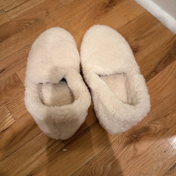 CLOUDNINE SHEEPSKIN SLIPPERS - Size 9 Women's Luna Slipper - Picture 2 of 4